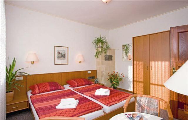 Hotel Onkel Tom'S Huette Gottinga Esterno foto